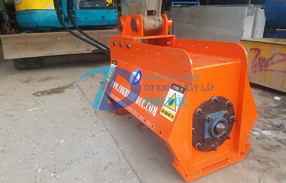 Máy cắt cỏ thủy lực
